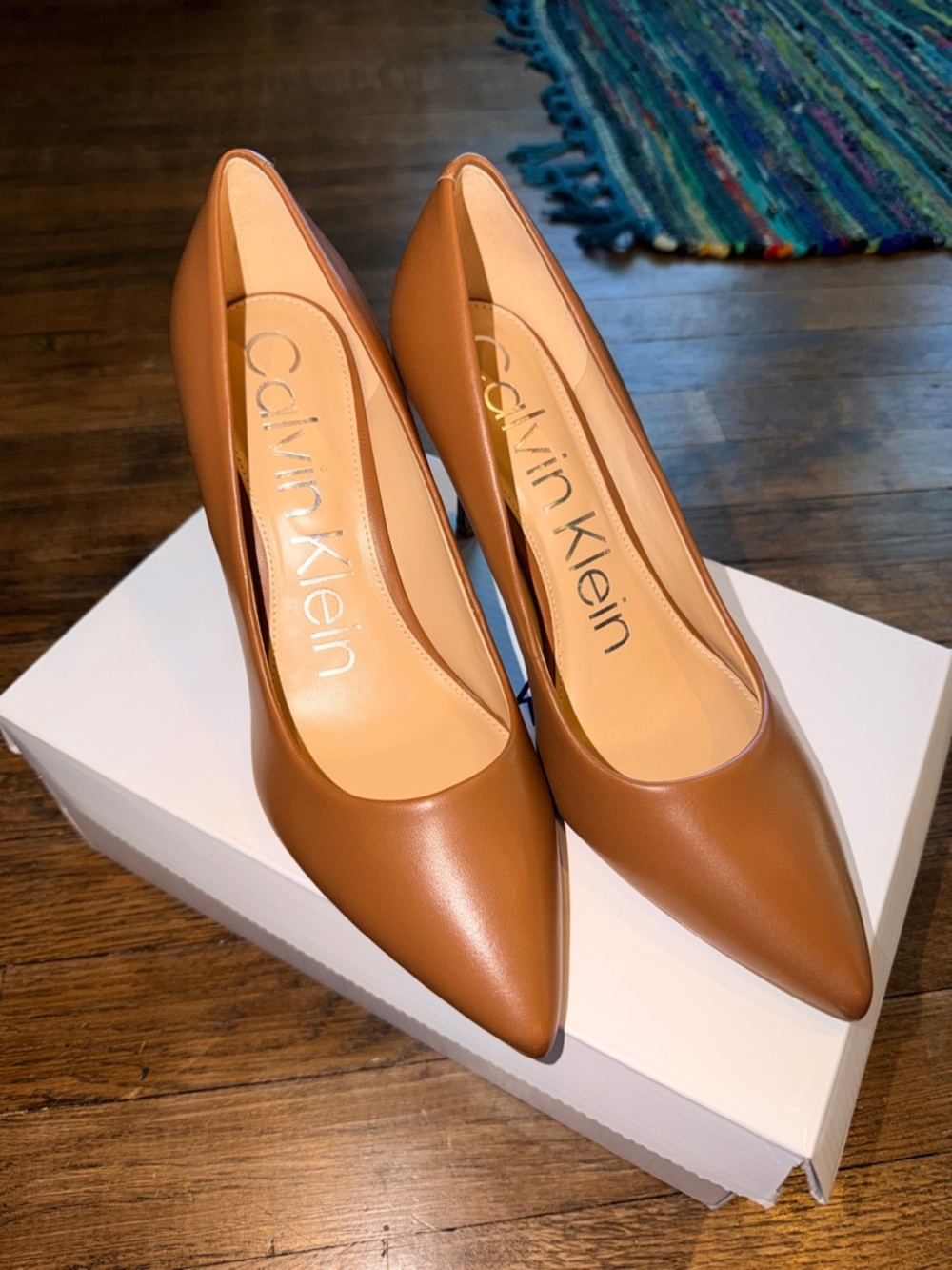 Calvin Klein Women's Tan GAYLE Pointed-Toe Pumps (Size 8.5)